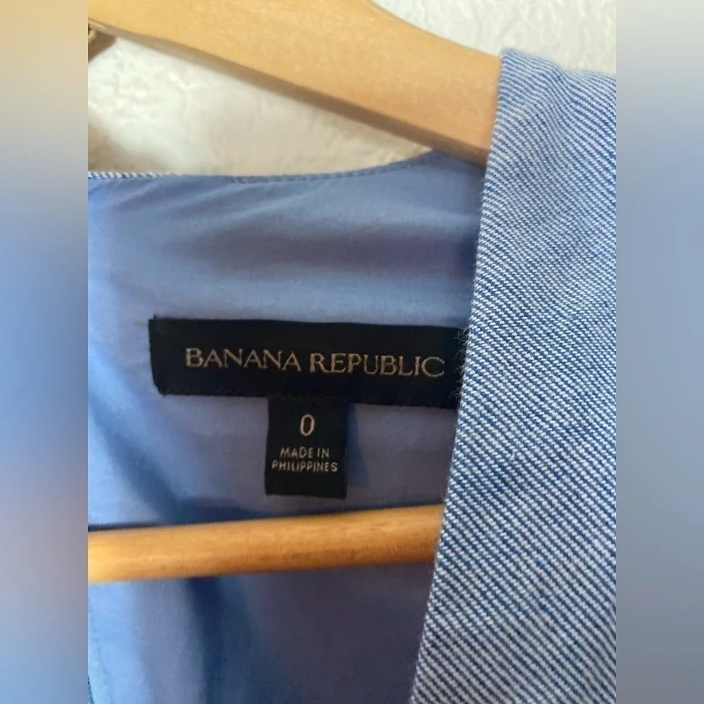 Banana Republic blue linen cotton blend wrap Romper jumpsuit shorts size 0